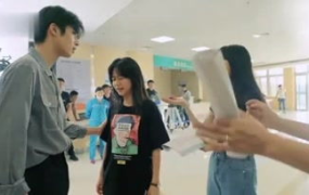 娱乐吃瓜站,揭秘明星们的幕后故事