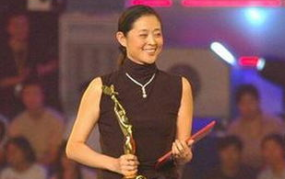 娱乐吃瓜小将倪萍,从娱乐吃瓜小将到人生导师的华丽转身