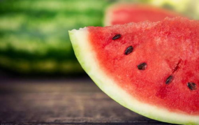 娱乐圈吃瓜文案朋友圈,揭秘明星幕后故事