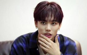 爱豆吃瓜娱乐酱林彦俊,爱豆吃瓜娱乐酱，揭秘娱乐圈背后的故事