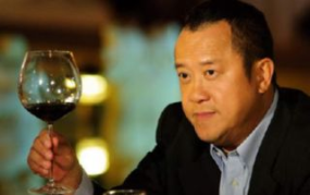 曾志伟吃瓜看娱乐圈,揭秘明星幕后故事