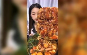 娱乐吃瓜酱旅游,揭秘各国美食与趣事