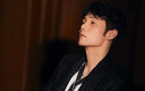 娱乐圈吃瓜成毅是谁呀,他是如何成为热门话题的？